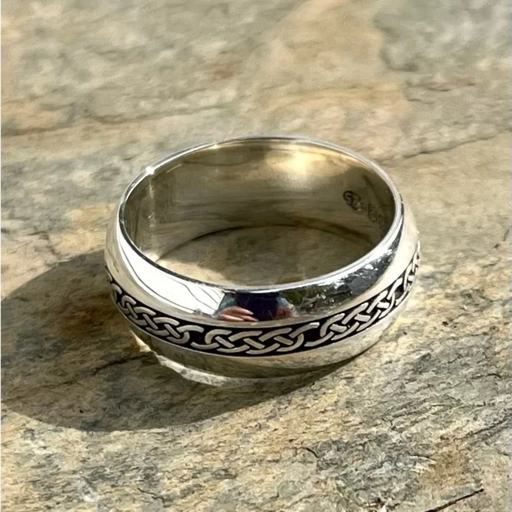 Handmade in Ireland Sterling Silver Celtic Knot Ring